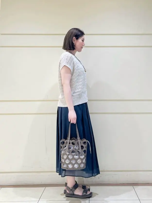 ONWARD CROSSET SELECT 太田 コーディネート画像