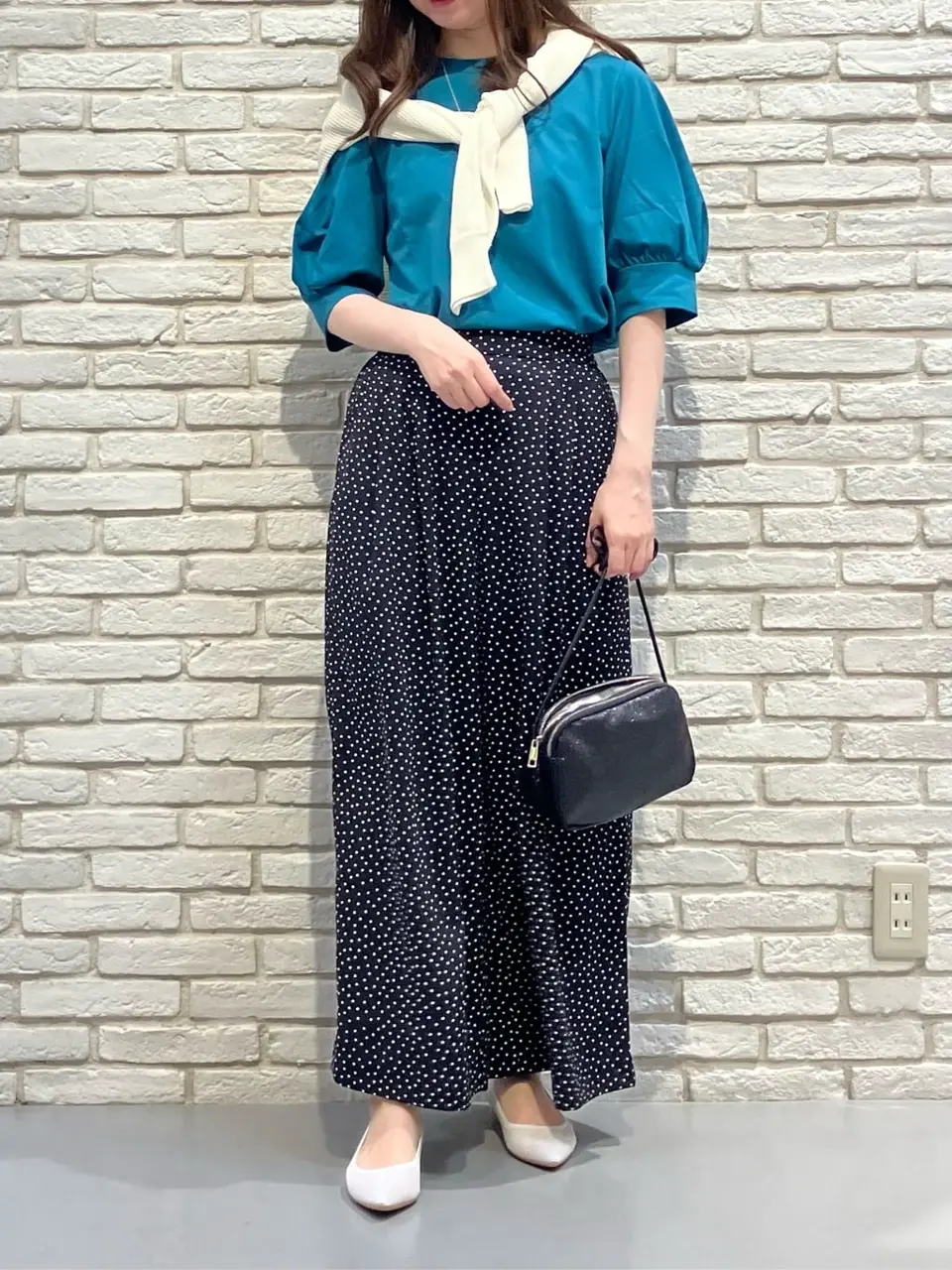 ONWARD CROSSET SELECT 檀 コーディネート画像