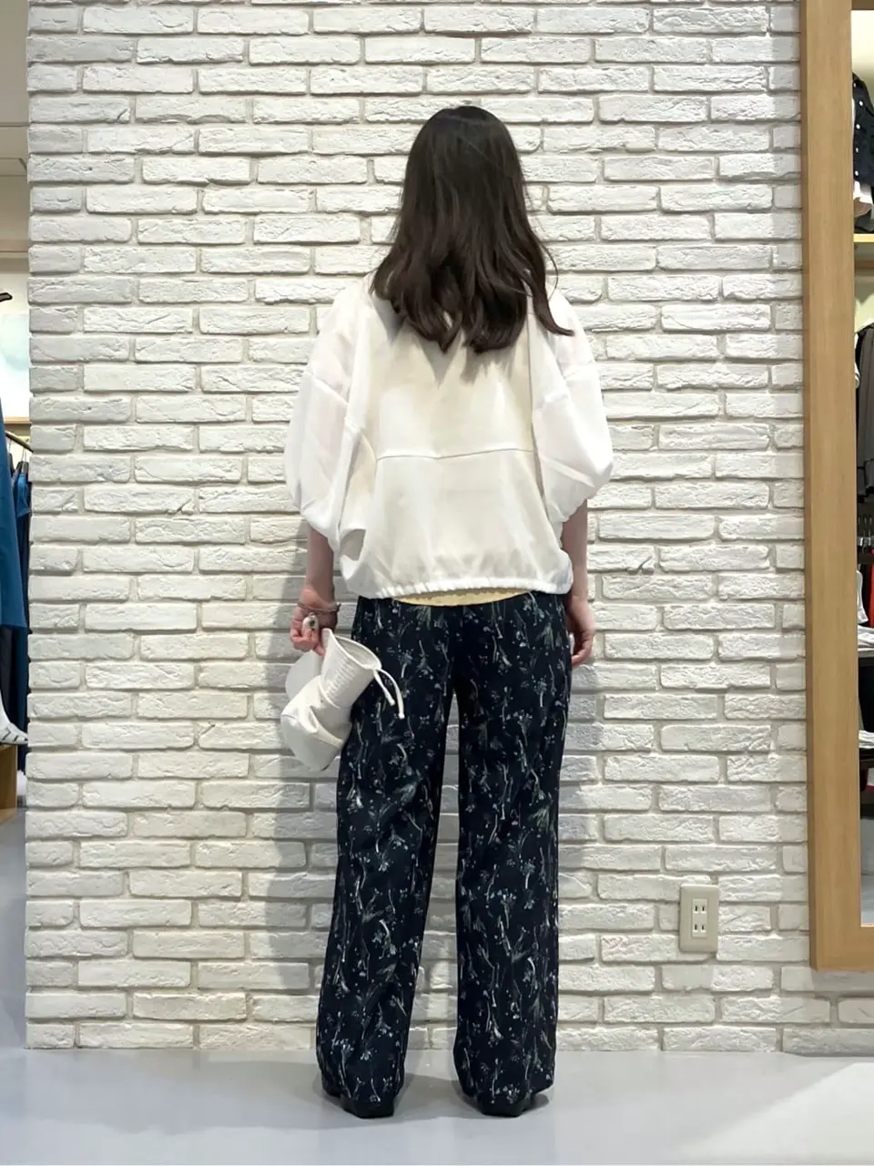 ONWARD CROSSET SELECT 檀 コーディネート画像