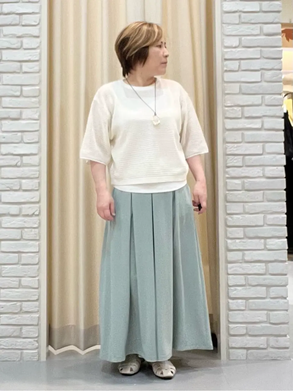 ONWARD CROSSET SELECT 吉田 コーディネート画像