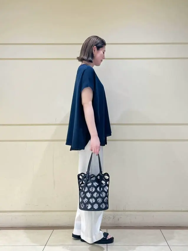 ONWARD CROSSET SELECT 太田 コーディネート画像