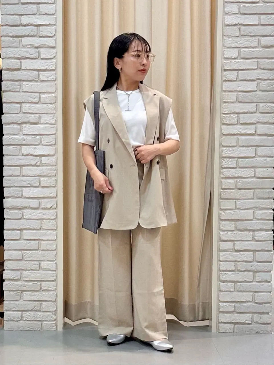 ONWARD CROSSET SELECT 服部 コーディネート画像