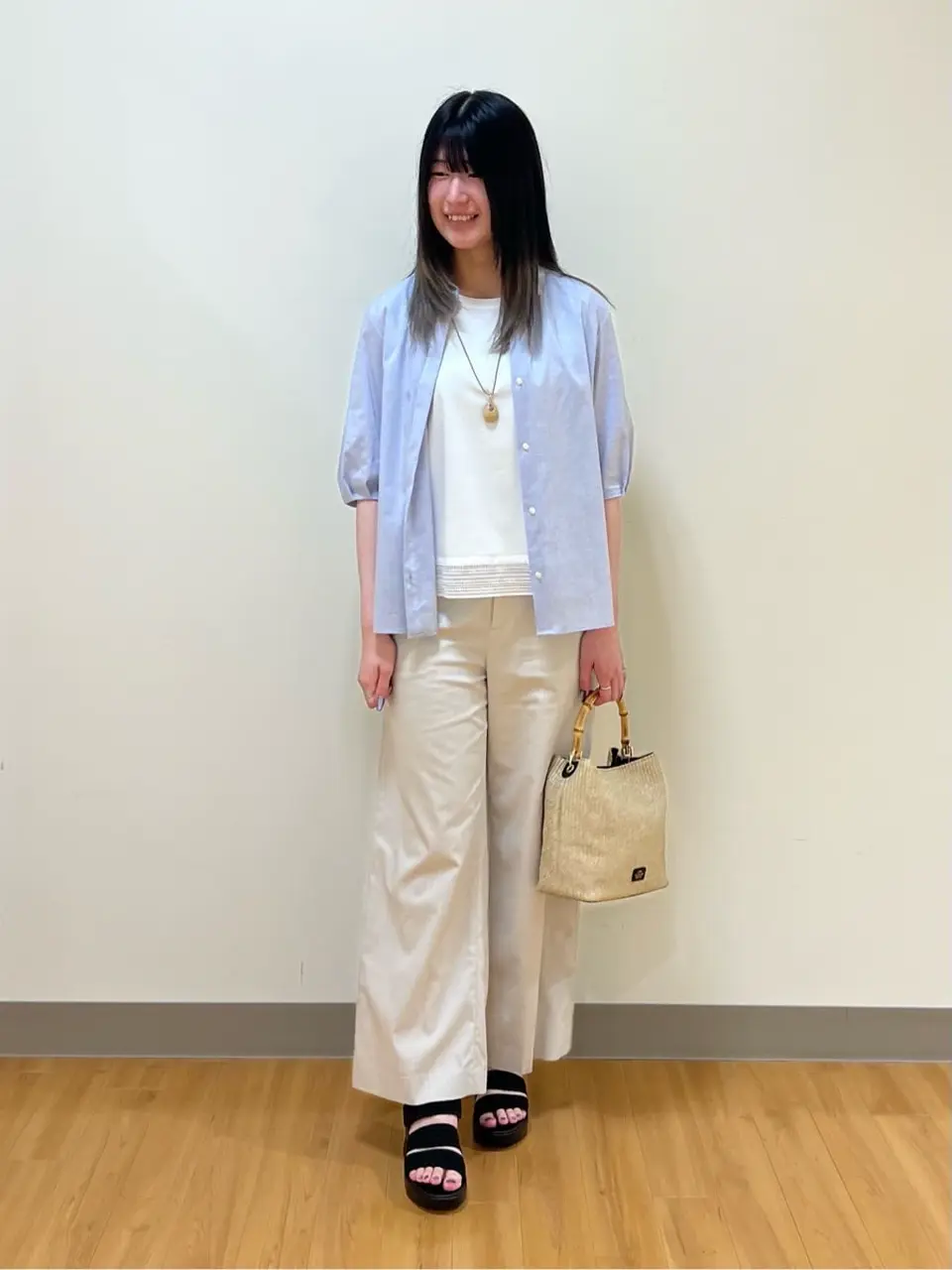 ONWARD CROSSET SELECT Aina コーディネート画像