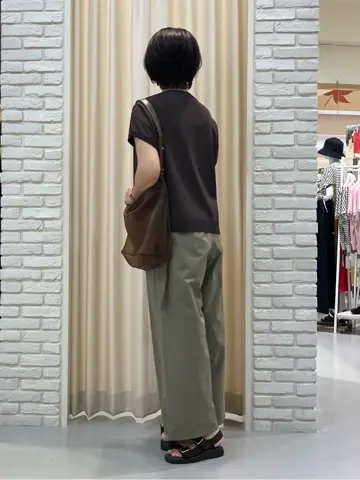 ONWARD CROSSET SELECT Tomi コーディネート画像