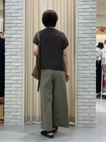 ONWARD CROSSET SELECT Tomi コーディネート画像