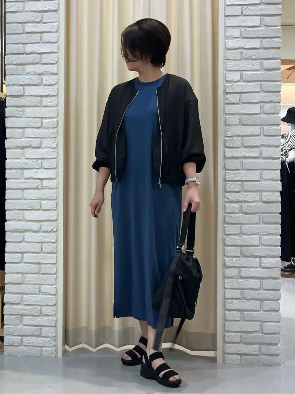 ONWARD CROSSET SELECT Tomi コーディネート画像