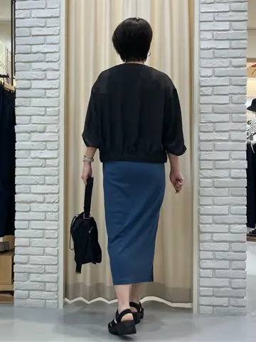 ONWARD CROSSET SELECT Tomi コーディネート画像