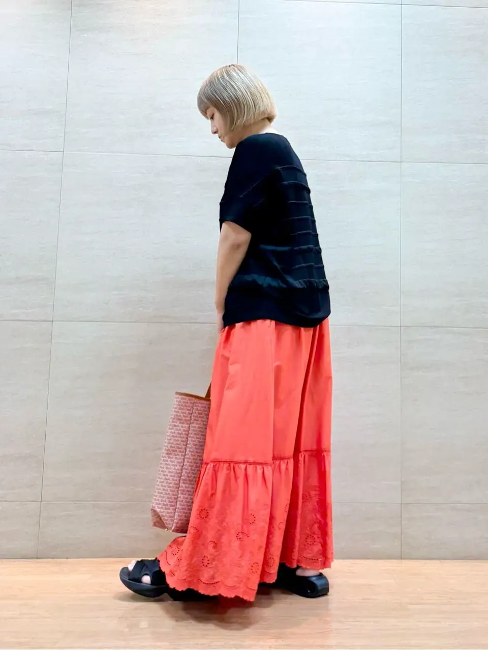 ONWARD CROSSET SELECT 佐藤 コーディネート画像