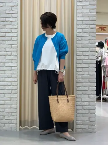 ONWARD CROSSET SELECT Tomi コーディネート画像