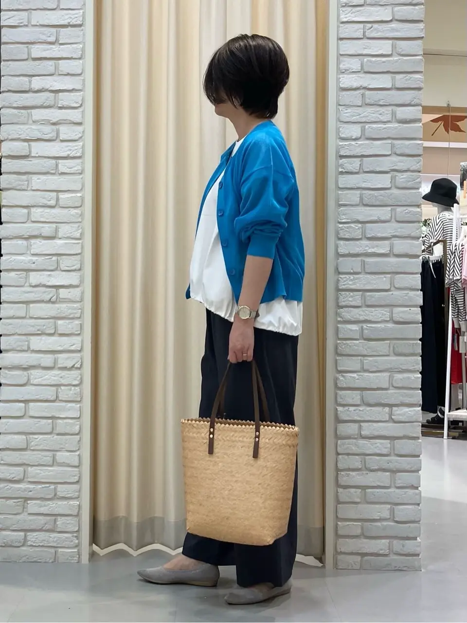 ONWARD CROSSET SELECT Tomi コーディネート画像