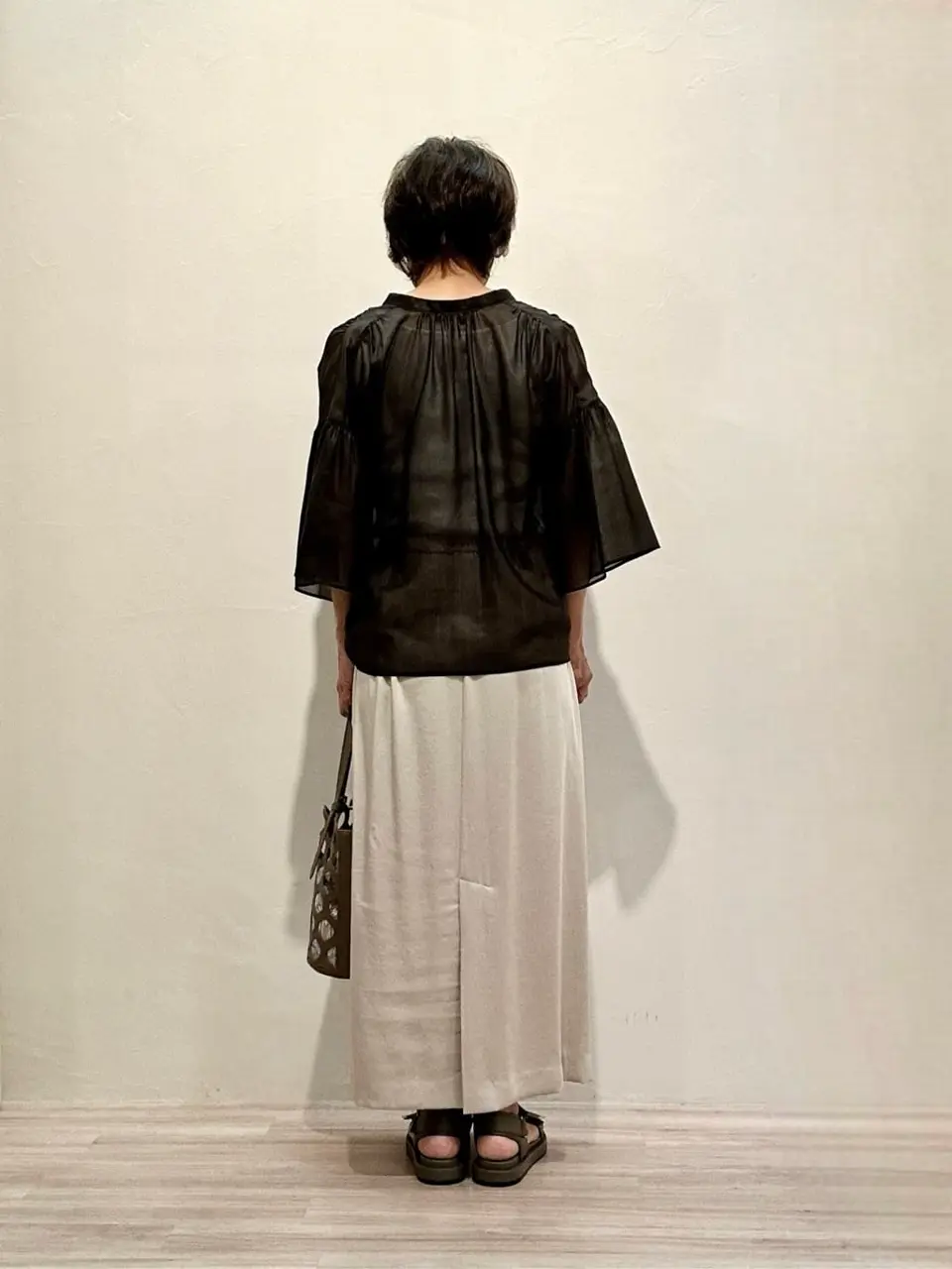 ONWARD CROSSET SELECT 亀山 コーディネート画像