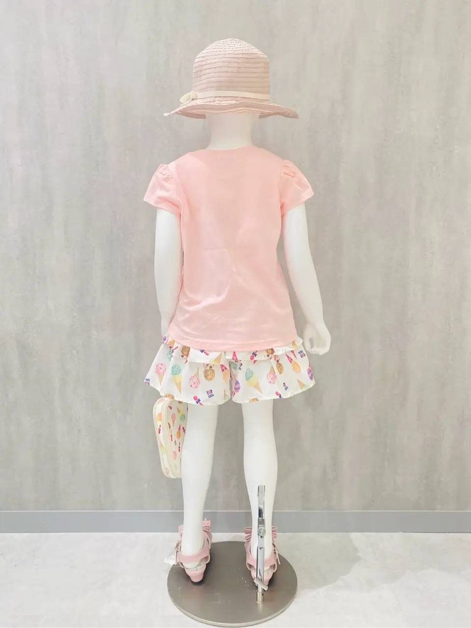 ONWARD CROSSET SELECT m.n コーディネート画像