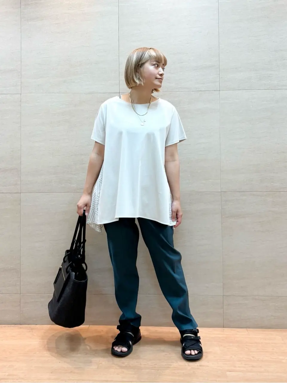 ONWARD CROSSET SELECT 佐藤 コーディネート画像