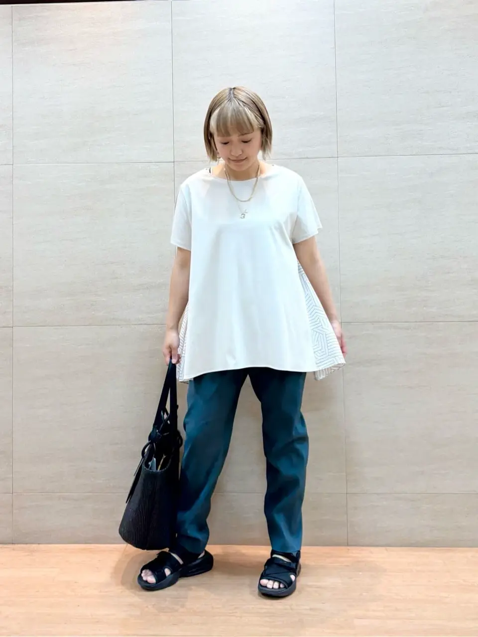 ONWARD CROSSET SELECT 佐藤 コーディネート画像