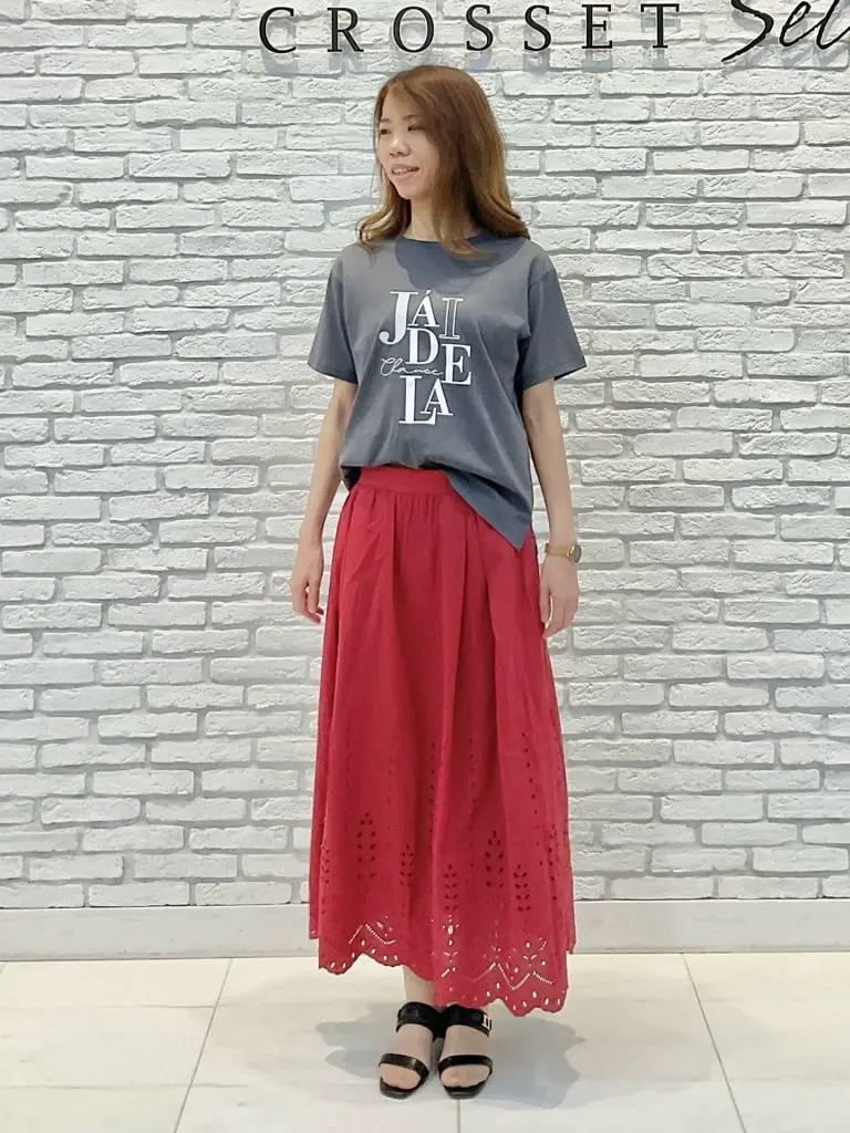  IZUMI コーディネート画像