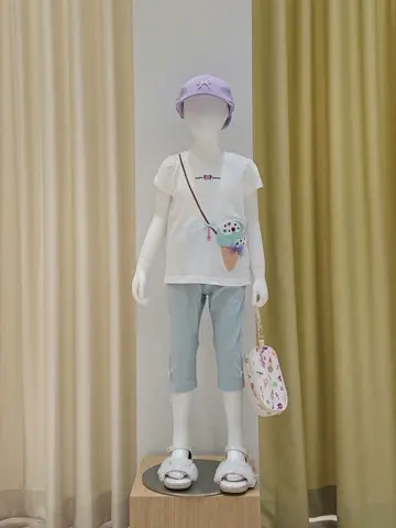 ONWARD CROSSET SELECT 大坪 コーディネート画像