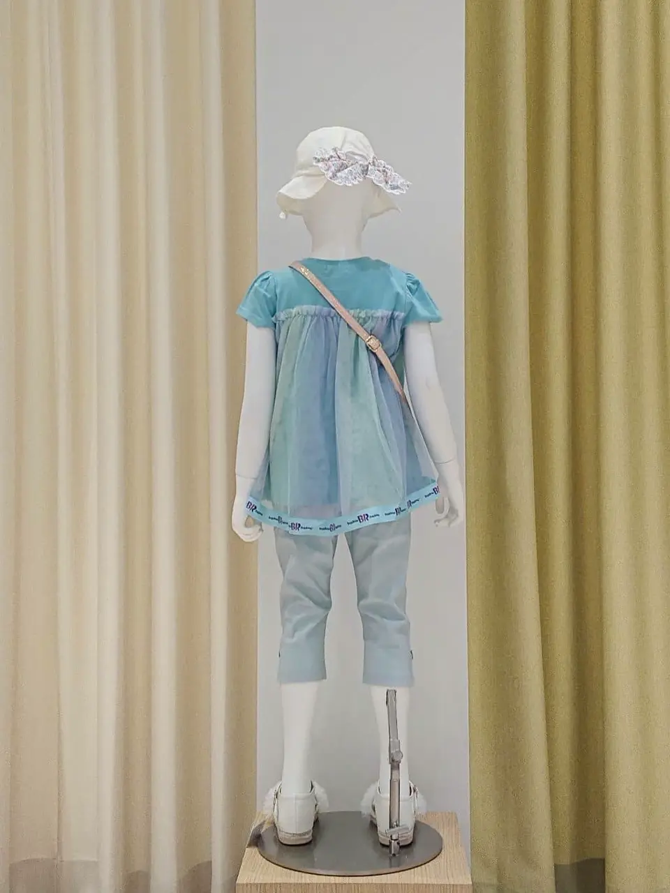 ONWARD CROSSET SELECT 大坪 コーディネート画像