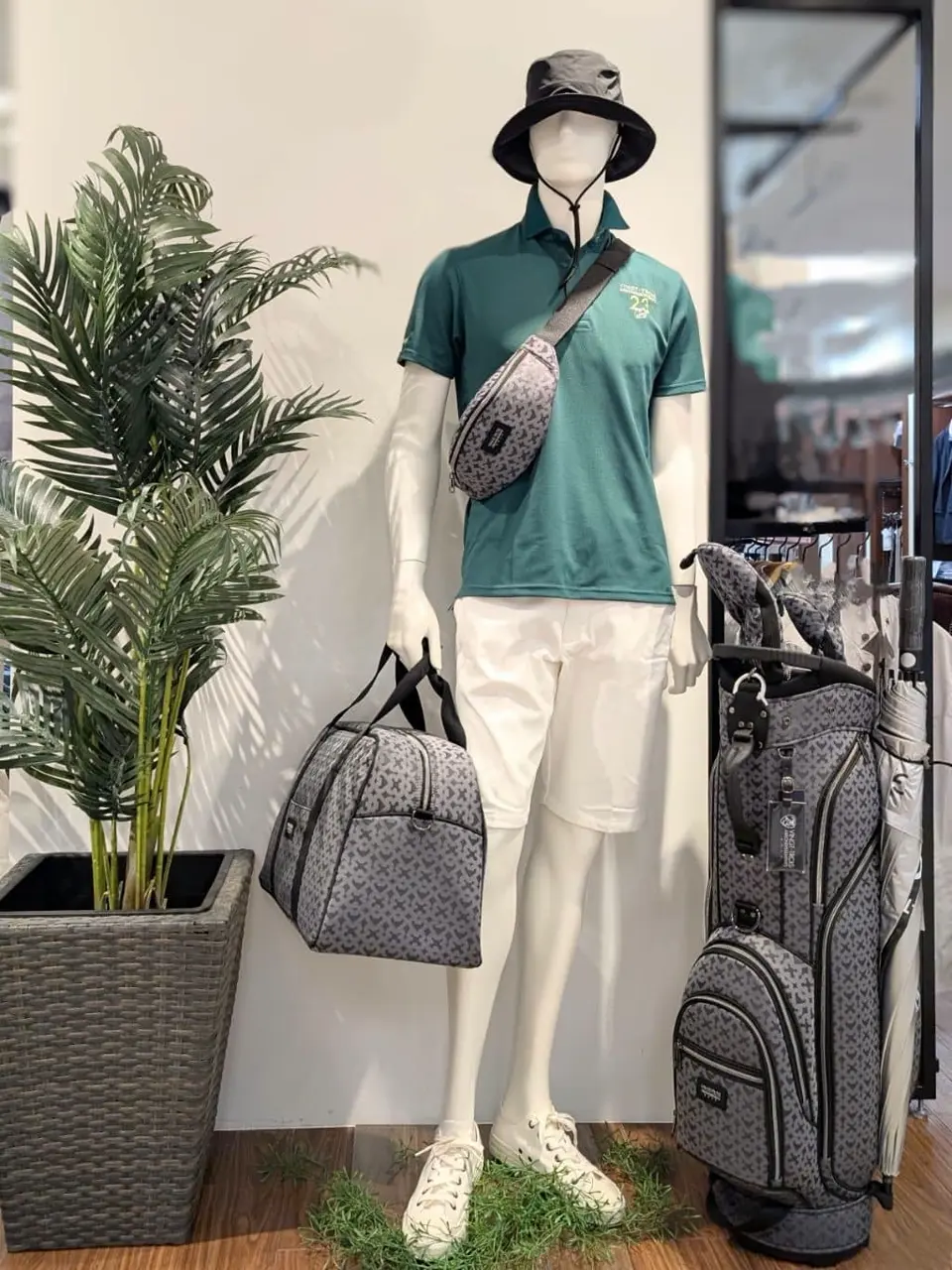 ONWARD CROSSET SELECT 市川真理子 コーディネート画像