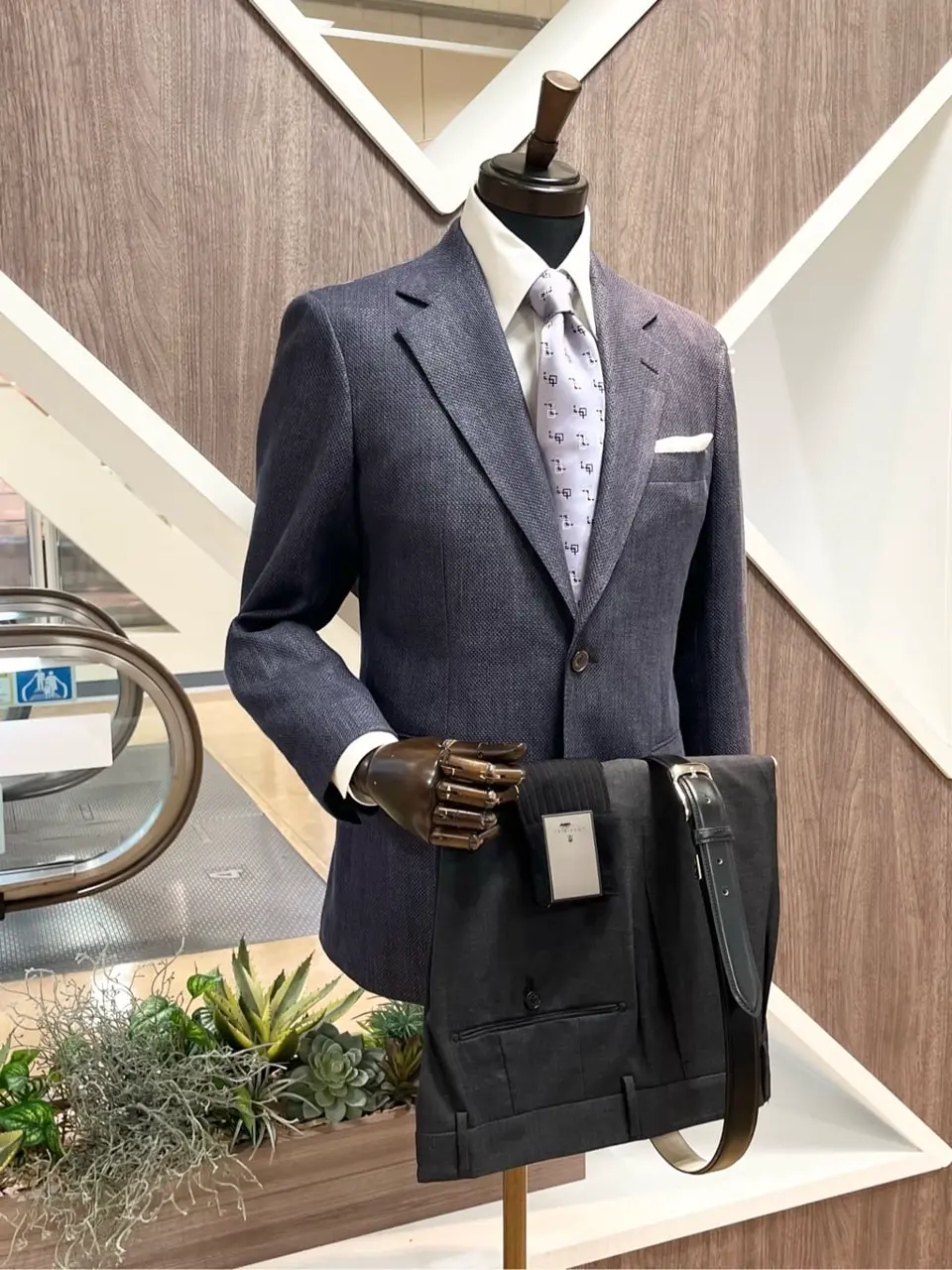 ONWARD CROSSET SELECT 小管 コーディネート画像