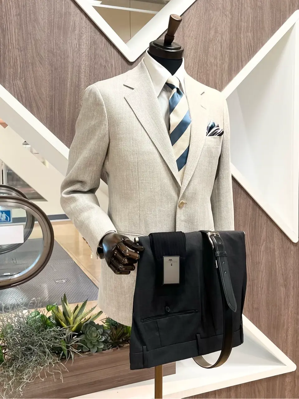 ONWARD CROSSET SELECT 小管 コーディネート画像