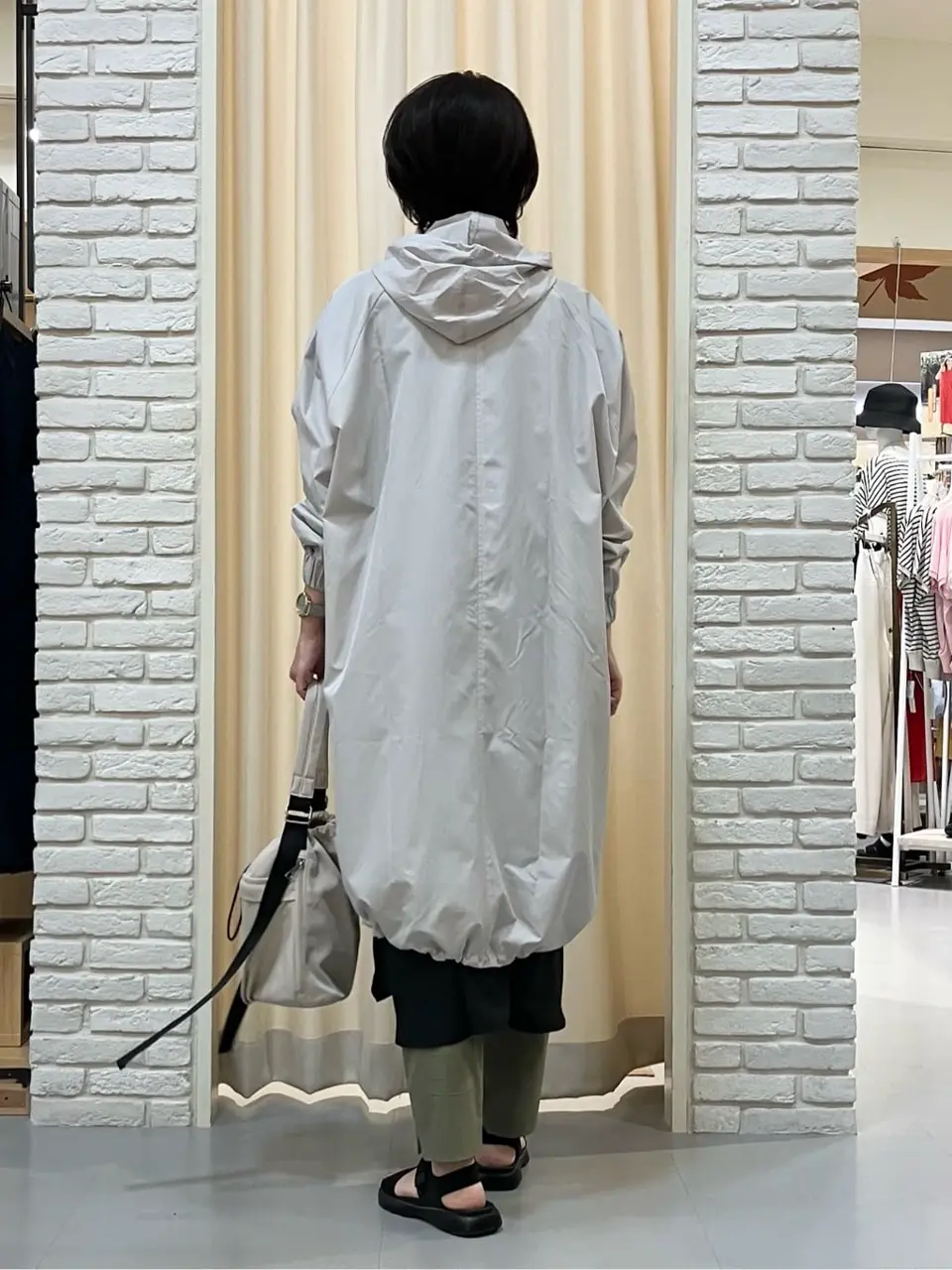 ONWARD CROSSET SELECT Tomi コーディネート画像