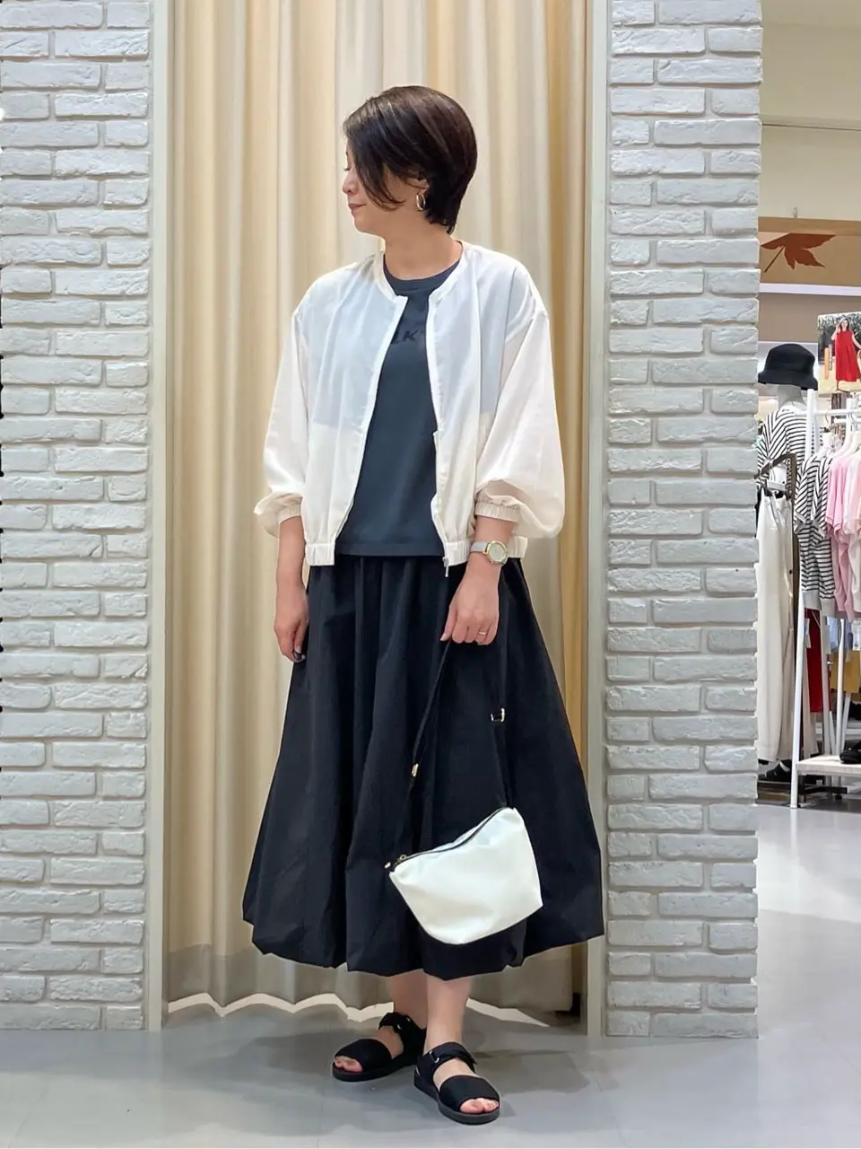 ONWARD CROSSET SELECT Tomi コーディネート画像