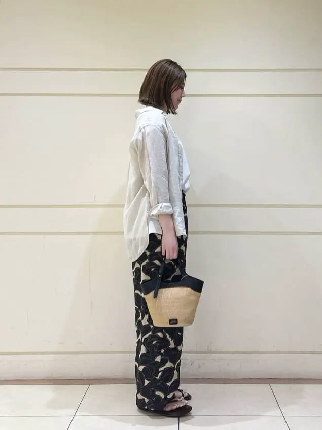 ONWARD CROSSET SELECT 太田 コーディネート画像