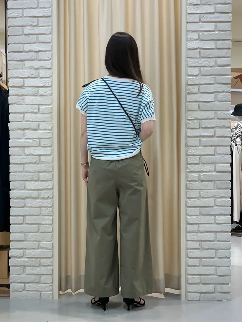 ONWARD CROSSET SELECT 檀 コーディネート画像