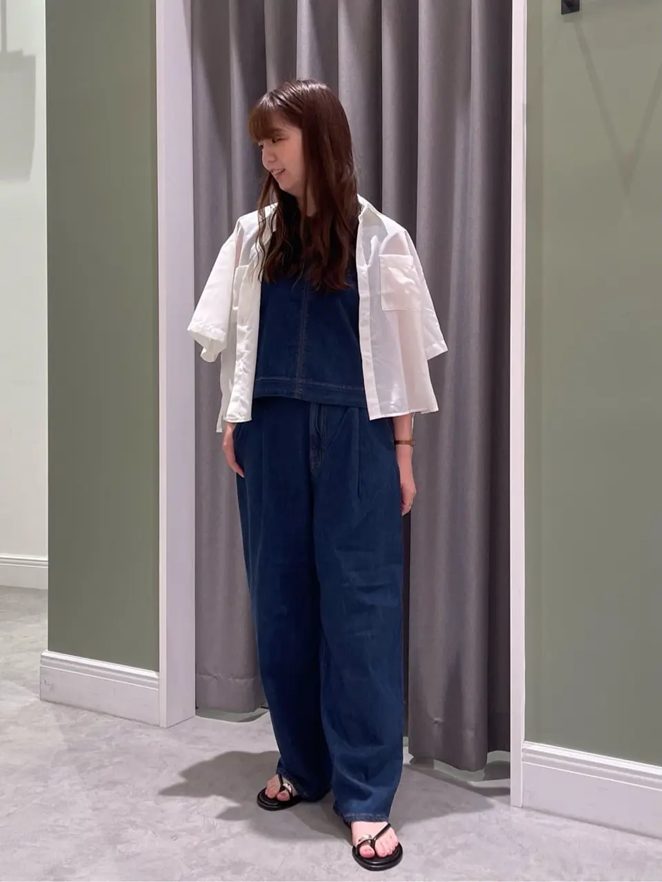  スタッフ コーディネート画像