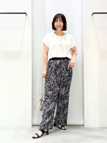 ONWARD CROSSET SELECT 横田 コーディネート画像