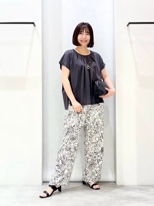 ONWARD CROSSET SELECT 横田 コーディネート画像