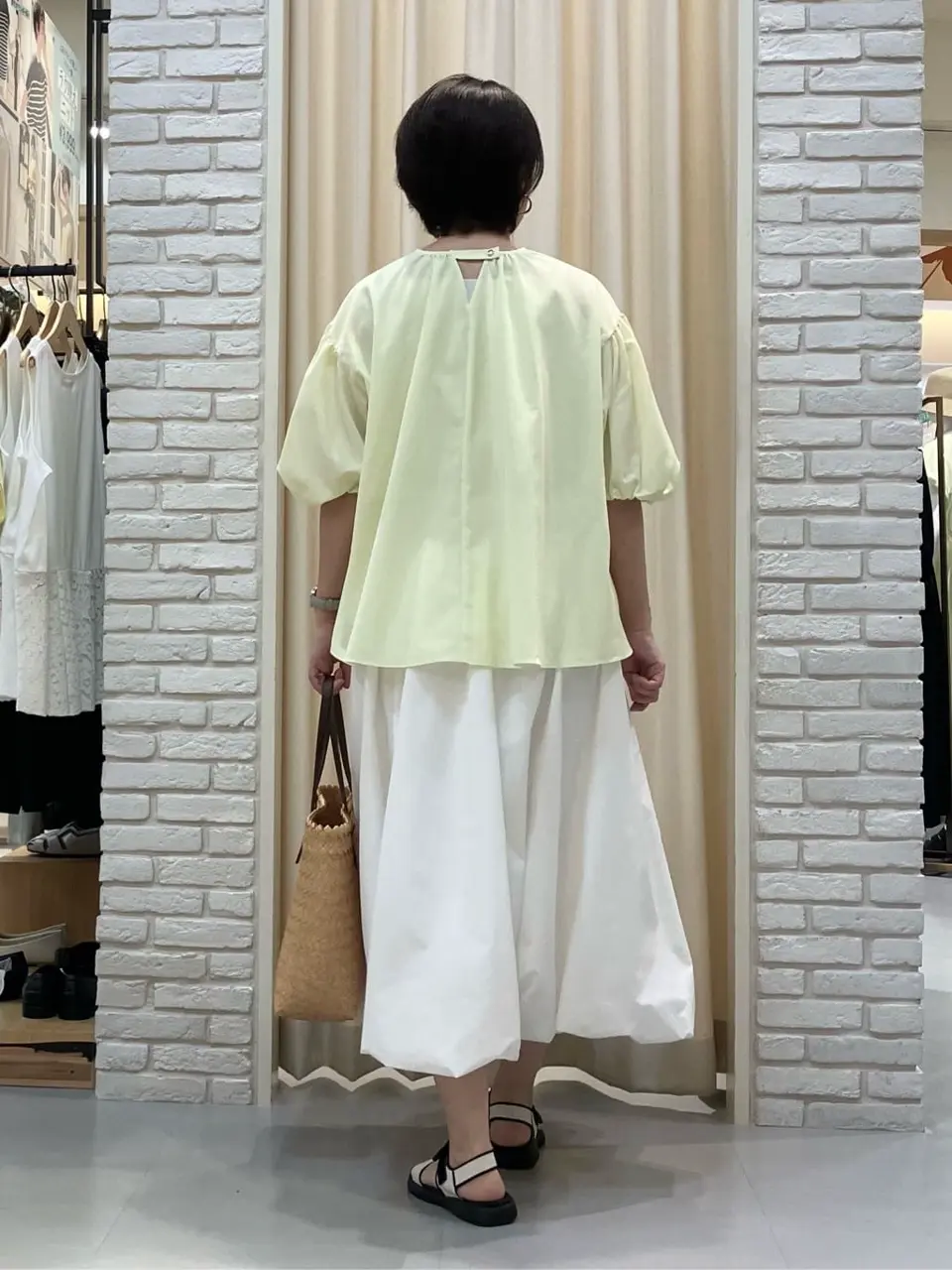 ONWARD CROSSET SELECT Tomi コーディネート画像