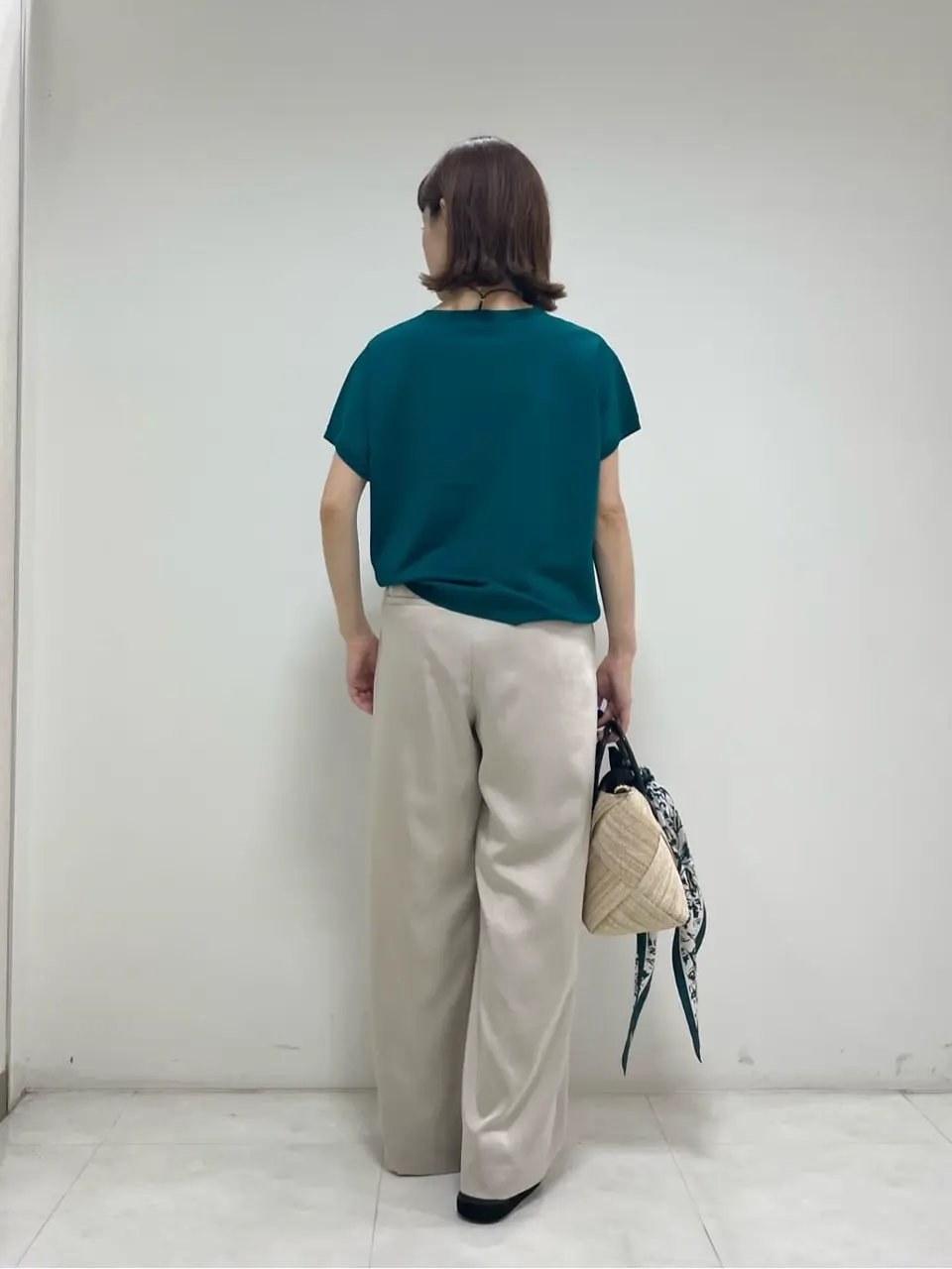 ONWARD CROSSET SELECT 岡田 コーディネート画像