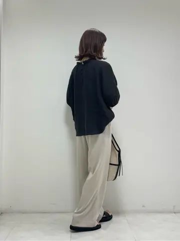 ONWARD CROSSET SELECT 岡田 コーディネート画像