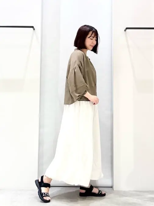 ONWARD CROSSET SELECT 横田 コーディネート画像