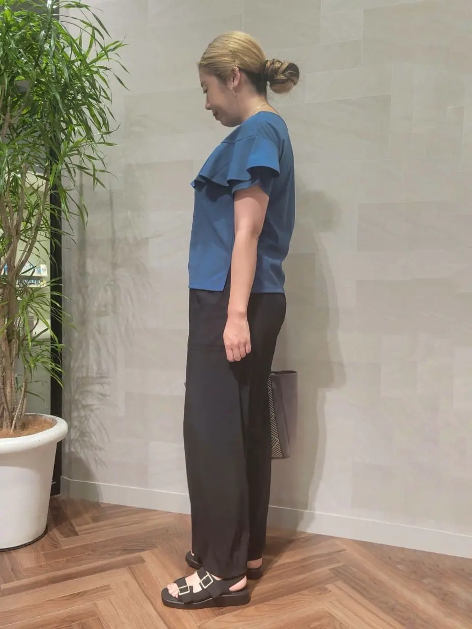 ONWARD CROSSET SELECT 西村 コーディネート画像