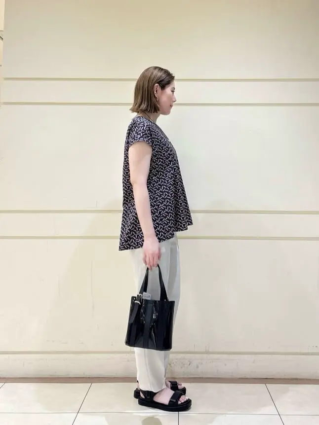 ONWARD CROSSET SELECT 太田 コーディネート画像