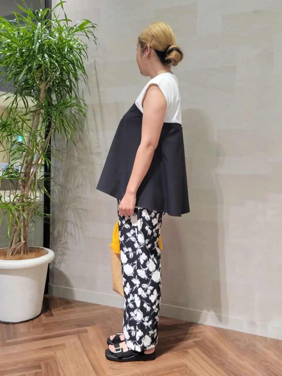 ONWARD CROSSET SELECT 西村 コーディネート画像