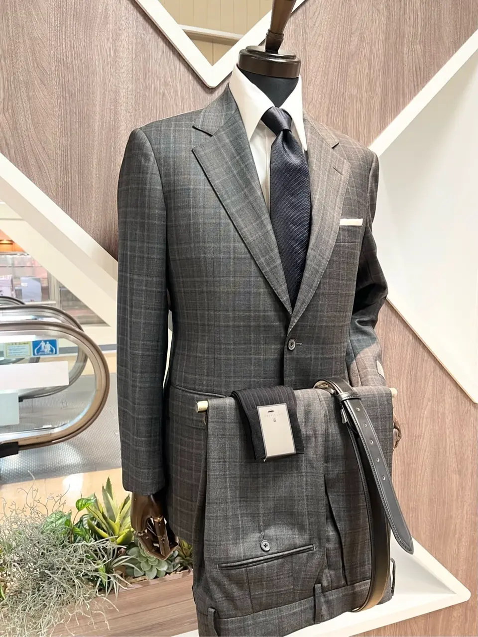 ONWARD CROSSET SELECT 小管 コーディネート画像