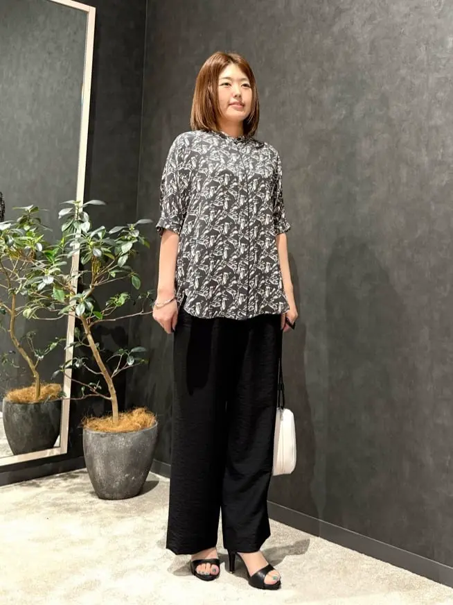 ONWARD CROSSET SELECT Tamura コーディネート画像