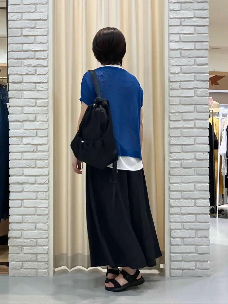 ONWARD CROSSET SELECT Tomi コーディネート画像