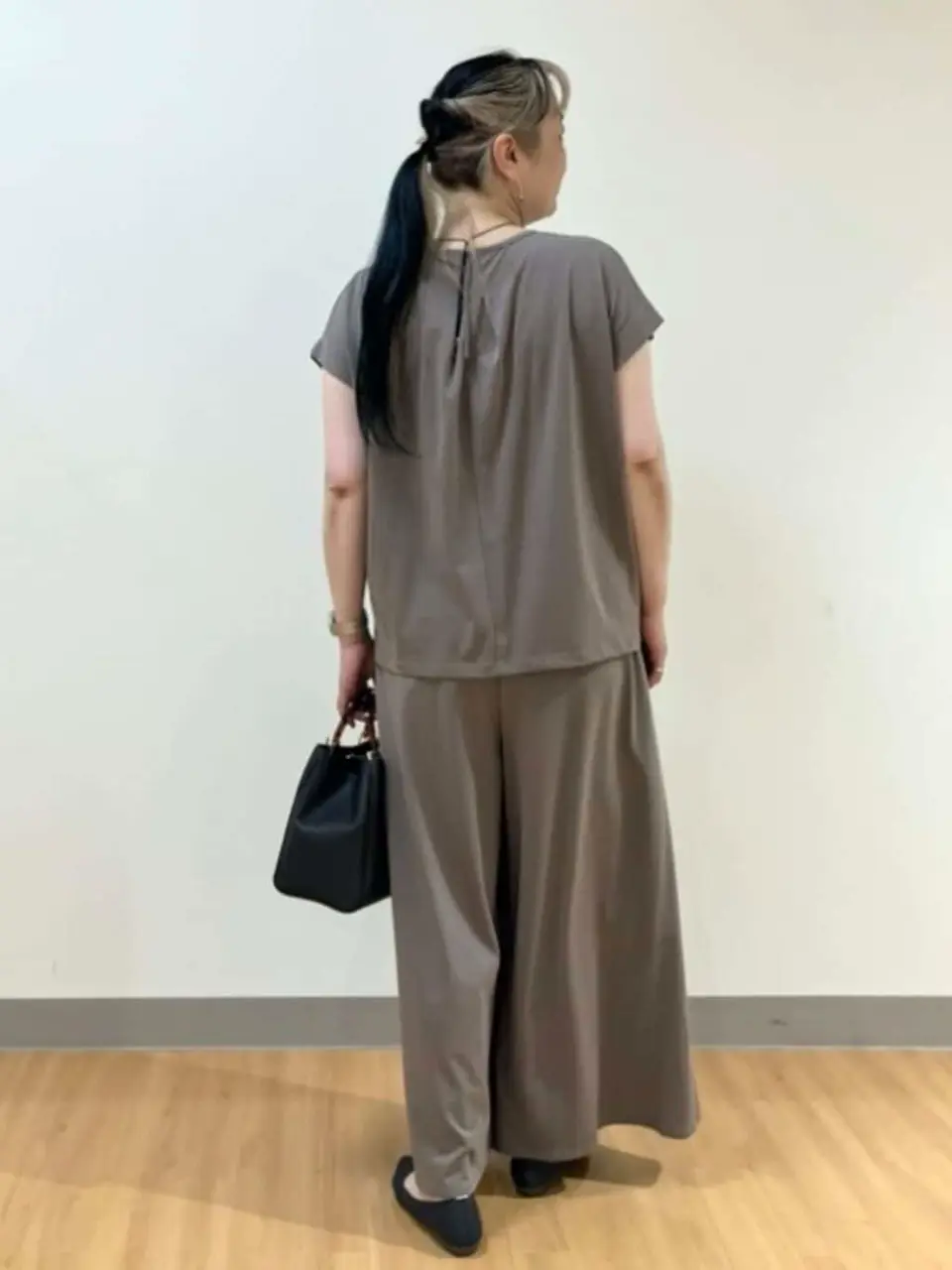 ONWARD CROSSET SELECT nori コーディネート画像