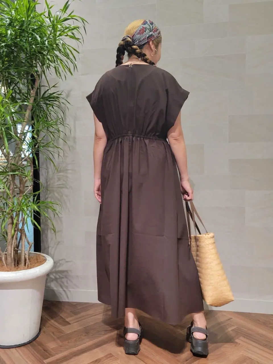 ONWARD CROSSET SELECT 西村 コーディネート画像