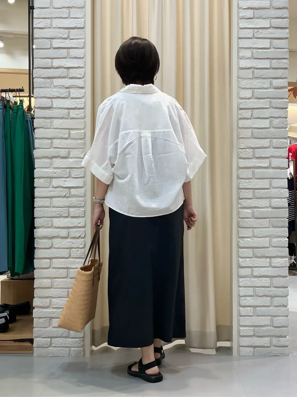 ONWARD CROSSET SELECT Tomi コーディネート画像