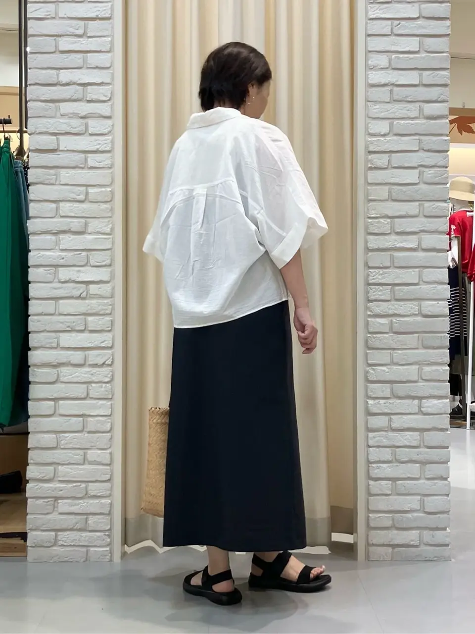 ONWARD CROSSET SELECT Tomi コーディネート画像