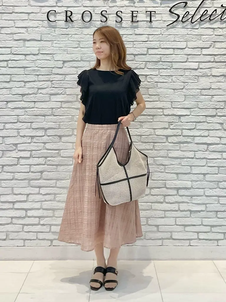  IZUMI コーディネート画像