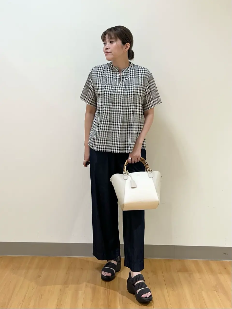 ONWARD CROSSET SELECT TAMAGAWA コーディネート画像