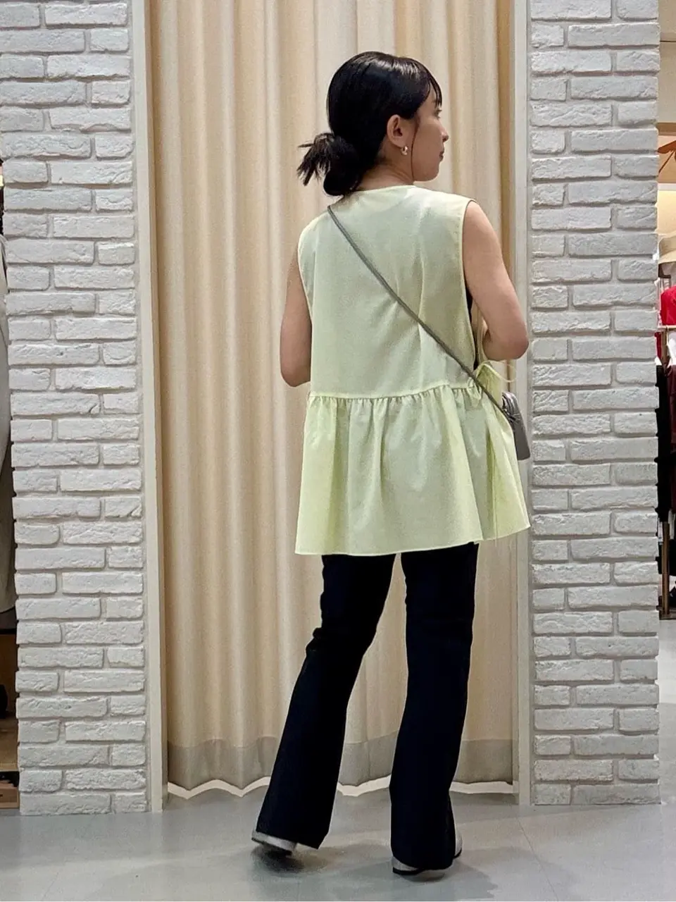 ONWARD CROSSET SELECT 服部 コーディネート画像