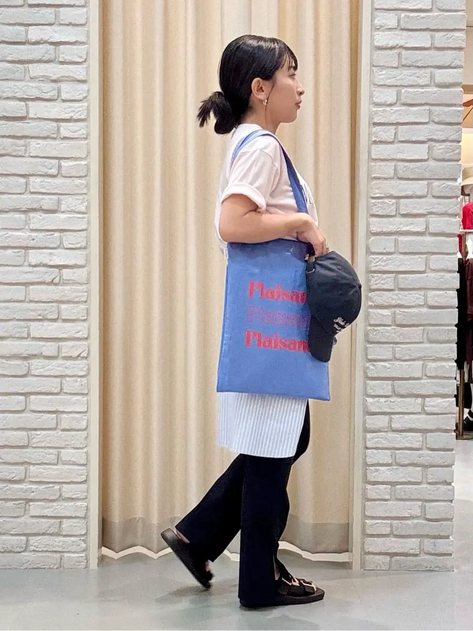 ONWARD CROSSET SELECT 服部 コーディネート画像