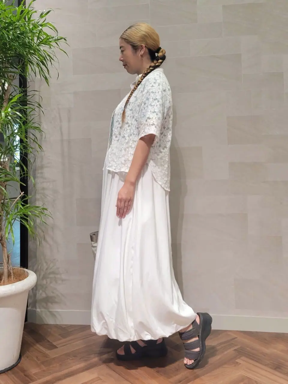 ONWARD CROSSET SELECT 西村 コーディネート画像